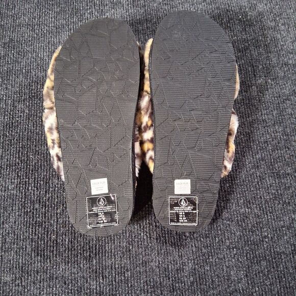 VOLCOM Lived In Lounge Leopard Cheetah Fur Slippers slide on shoes sz 8 - Picture 4 of 6